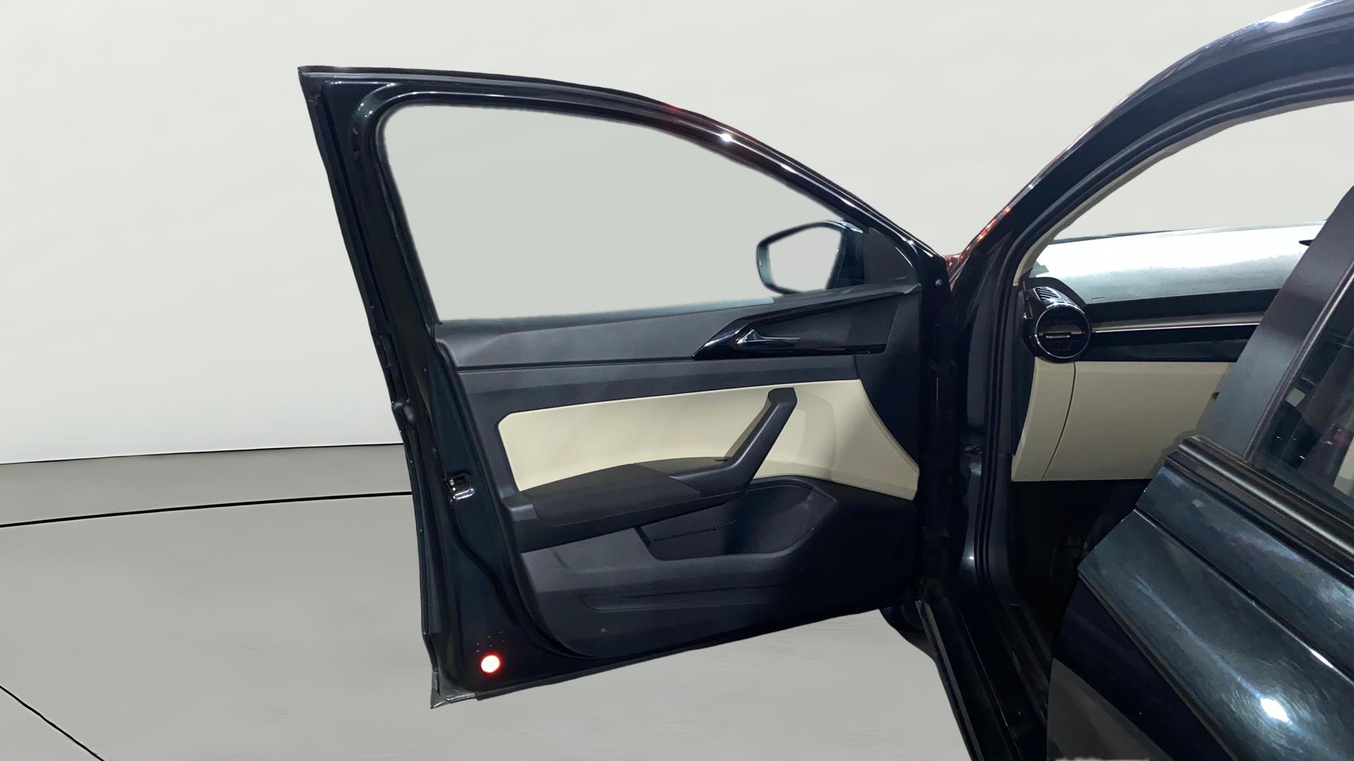 View 2022 Skoda Slavia Ambition 1.0 TSI AT Image 31 Used 2022 Skoda Slavia Ambition 1.0 TSI AT Image 31