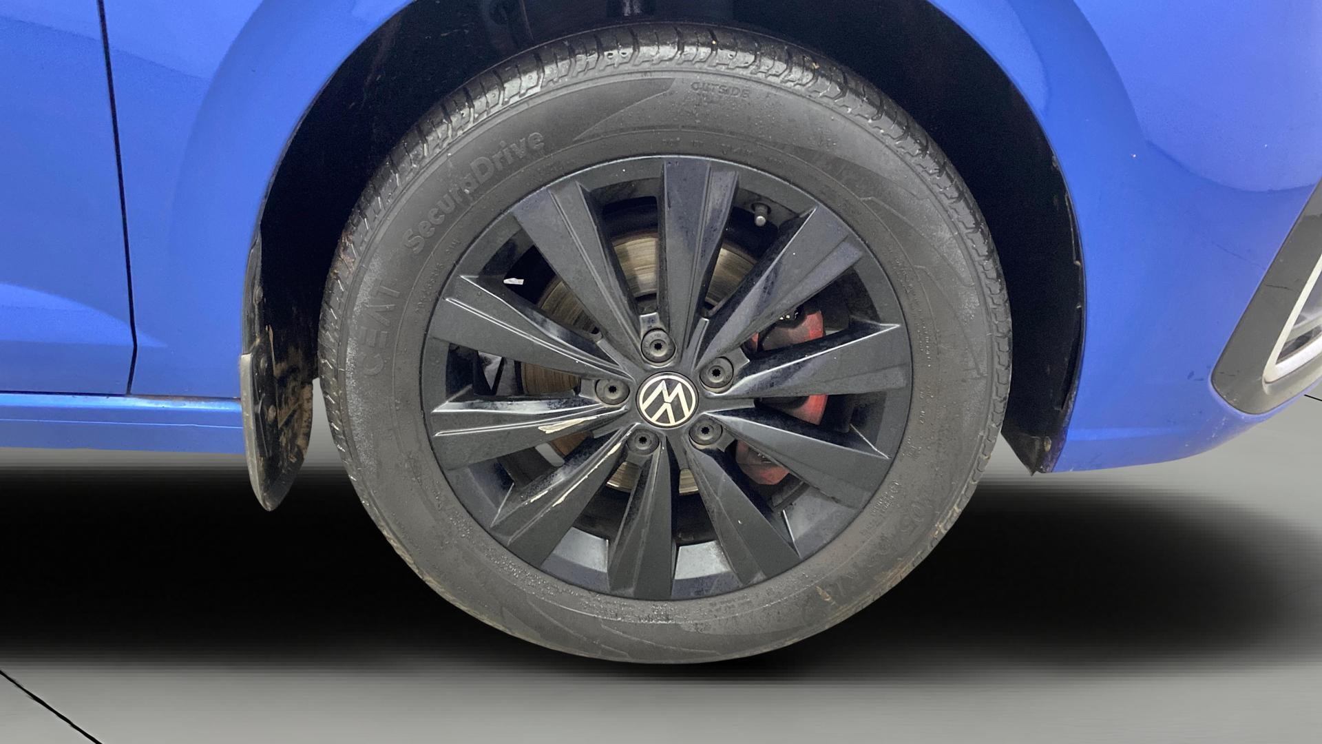 View 2023 Volkswagen Virtus Topline 1.0 TSI MT Image 43 Used 2023 Volkswagen Virtus Topline 1.0 TSI MT Image 43