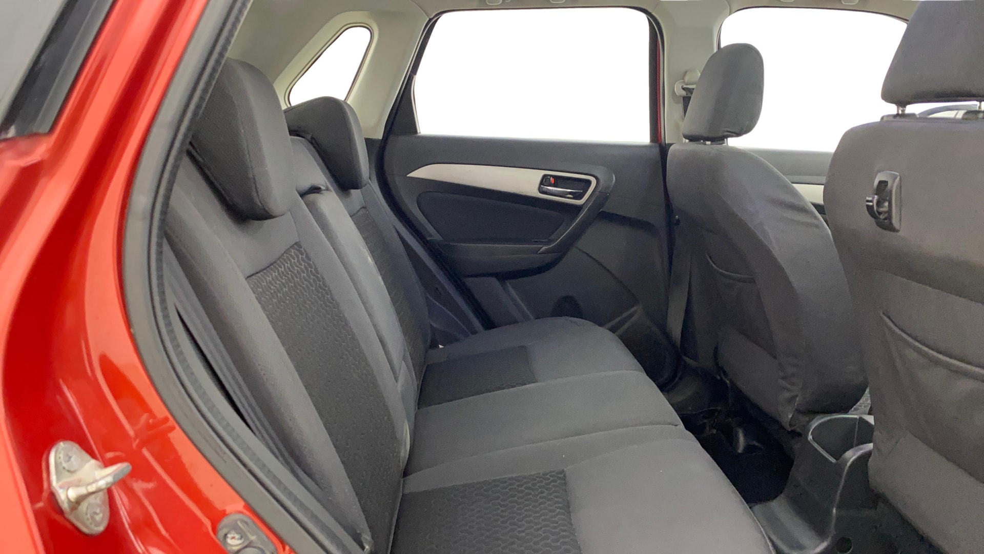 View 2017 Maruti Suzuki 1000 Base Variant Image 29 Used 2017 Maruti Suzuki 1000 Base Variant Image 29