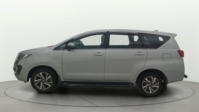 View Toyota Innova Crysta Image 28 Used Toyota Innova Crysta Image 28