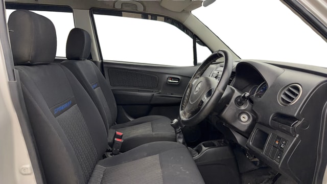 View Maruti Suzuki Stingray Image 25 Used Maruti Suzuki Stingray Image 25