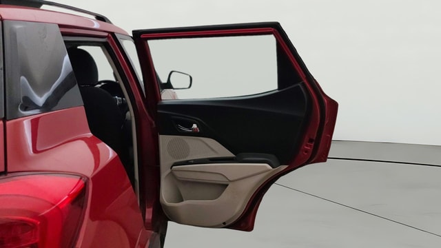 View Mahindra XUV300 Image 6 Used Mahindra XUV300 Image 6