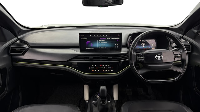 View Tata Harrier Image 16 Used Tata Harrier Image 16