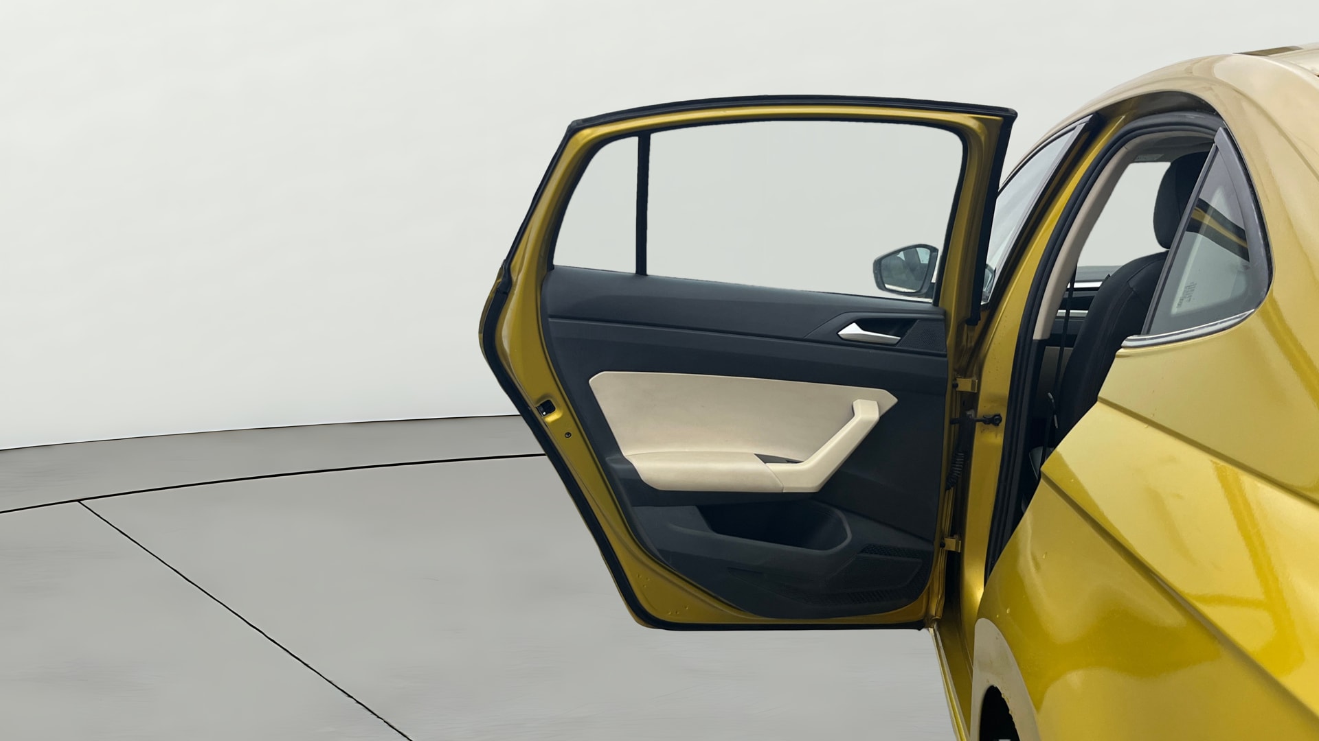 View 2022 Volkswagen Virtus Topline 1.0 TSI MT Image 23 Used 2022 Volkswagen Virtus Topline 1.0 TSI MT Image 23