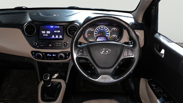 View Hyundai Grand i10 Image 20 Used Hyundai Grand i10 Image 20