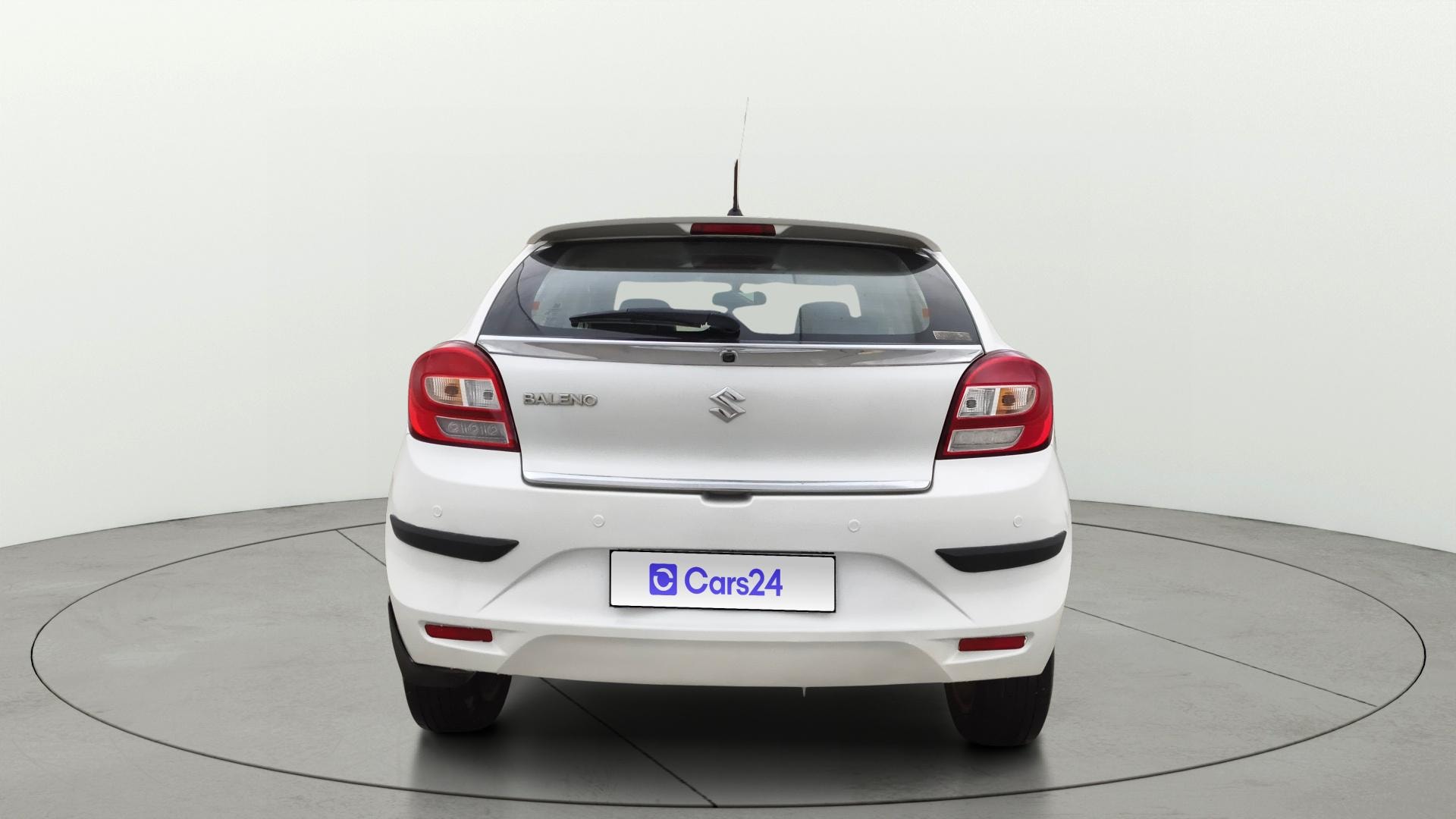 View 2018 Maruti Suzuki 1000 Base Variant Image 40 Used 2018 Maruti Suzuki 1000 Base Variant Image 40