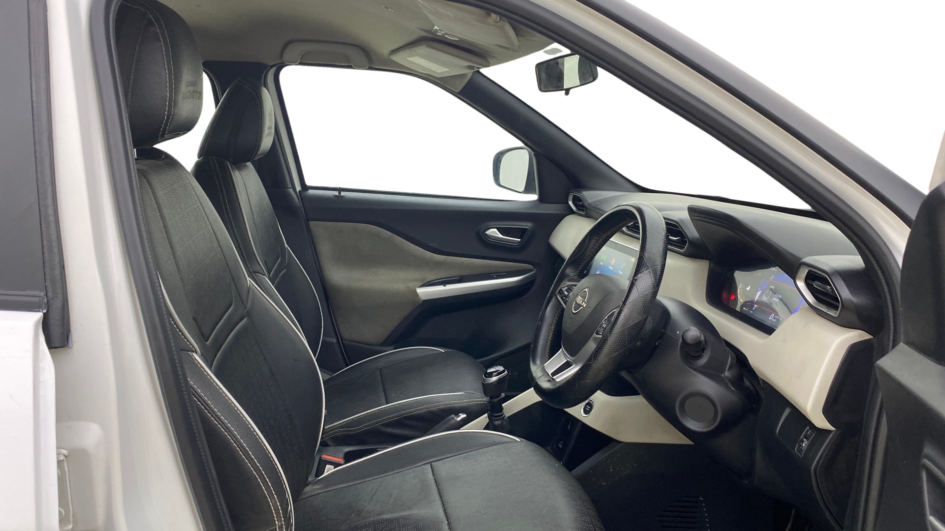 View 2022 Nissan Magnite XV Image 18 Used 2022 Nissan Magnite XV Image 18