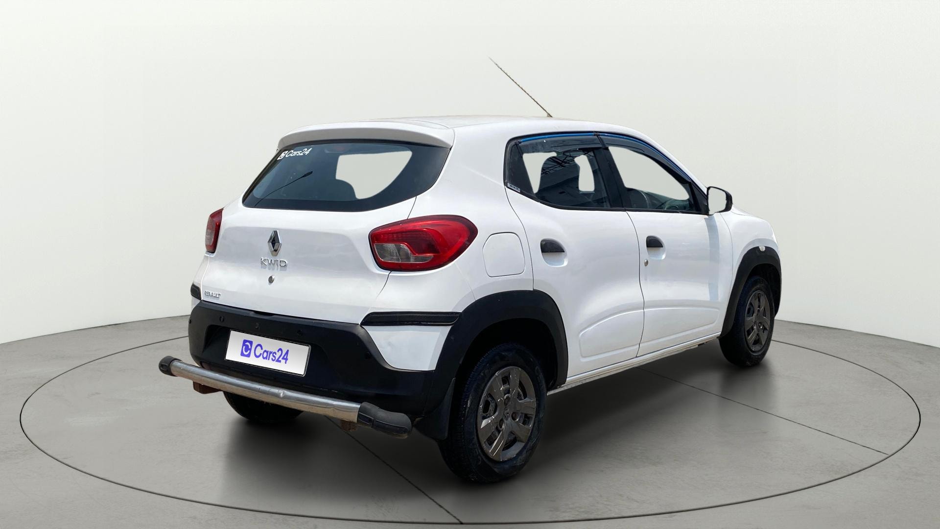 View 2017 Renault Kwid RXT 1.0 Image 42 Used 2017 Renault Kwid RXT 1.0 Image 42
