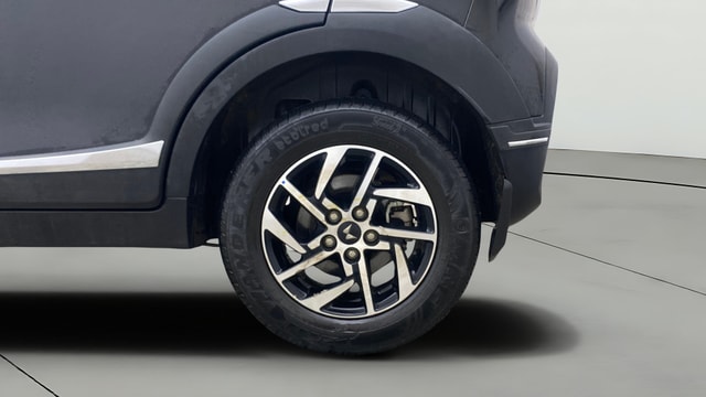 View Mahindra XUV 3XO Image 8 Used Mahindra XUV 3XO Image 8
