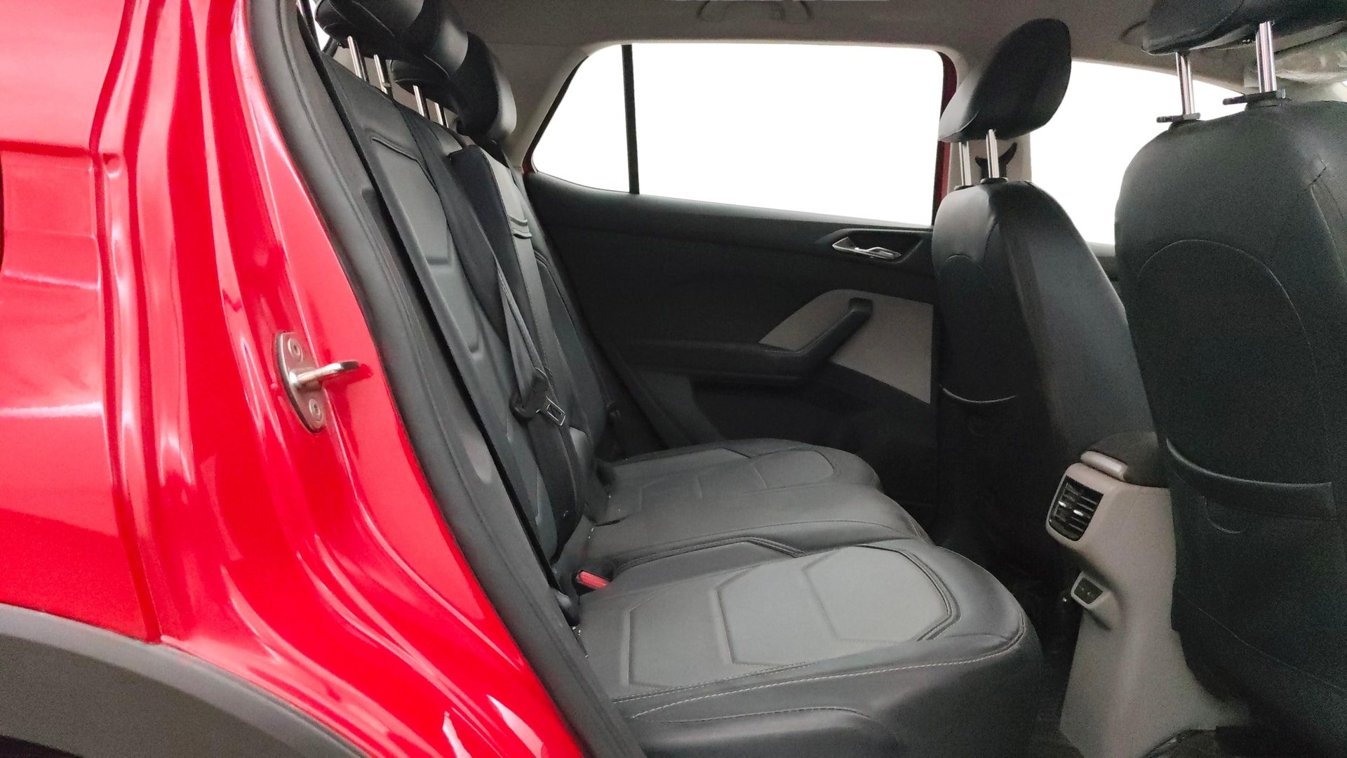 View 2021 Skoda Kushaq Ambition 1.0 TSI MT Image 29 Used 2021 Skoda Kushaq Ambition 1.0 TSI MT Image 29