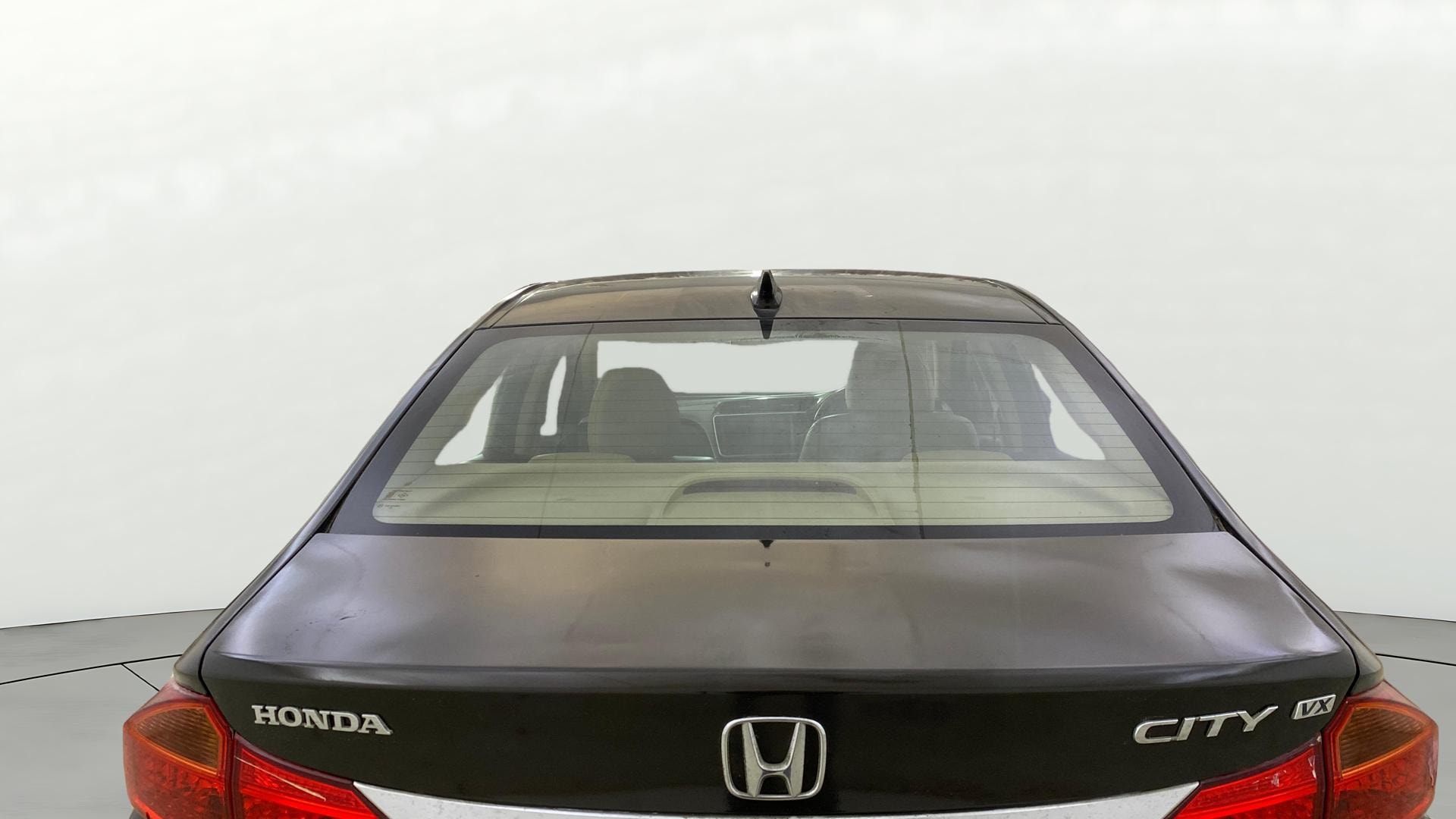 View 2015 Honda City ZX MT Diesel Anniversary Edition Image 5 Used 2015 Honda City ZX MT Diesel Anniversary Edition Image 5