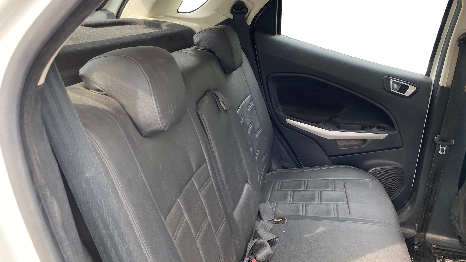 View 2018 Ford EcoSport 1.5 TDCi Diesel Ambiente BS IV Image 36 Used 2018 Ford EcoSport 1.5 TDCi Diesel Ambiente BS IV Image 36