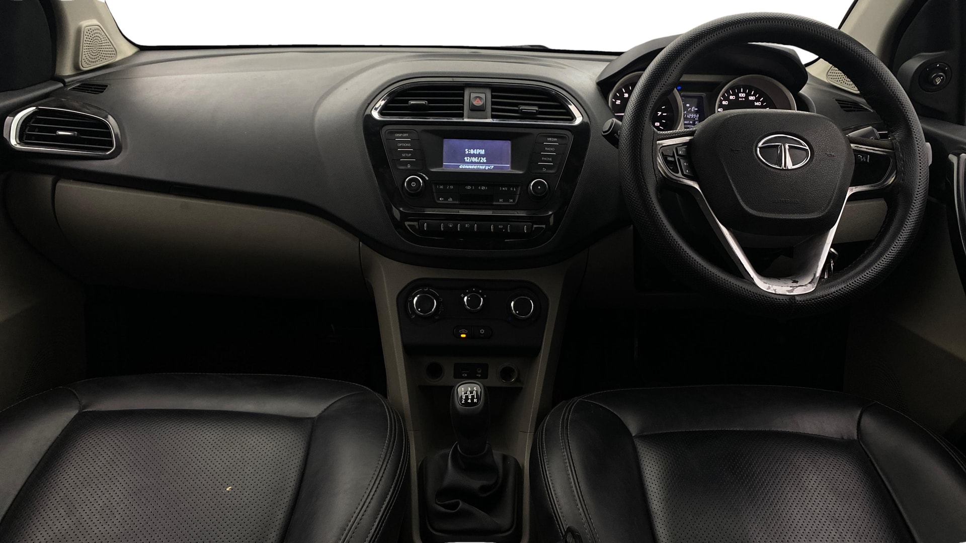 View 2017 Tata Tiago Revotorq XB Image 15 Used 2017 Tata Tiago Revotorq XB Image 15
