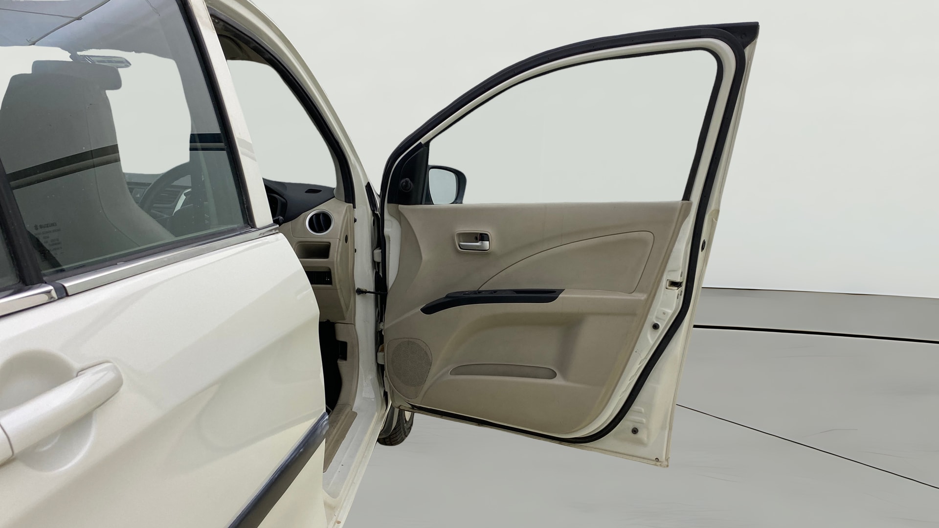 View 2020 Maruti Suzuki 1000 Base Variant Image 44 Used 2020 Maruti Suzuki 1000 Base Variant Image 44