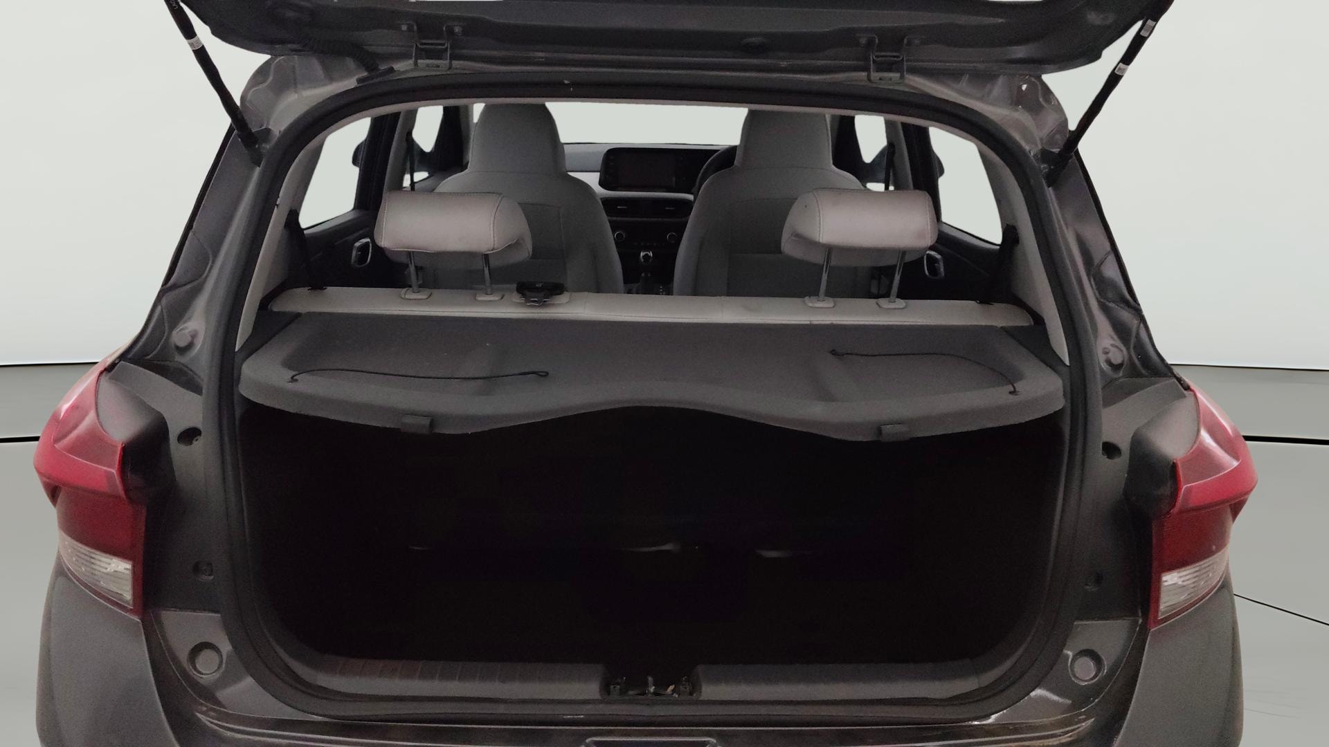 View 2024 Hyundai Grand i10 Nios Sportz Petrol AMT Image 38 Used 2024 Hyundai Grand i10 Nios Sportz Petrol AMT Image 38