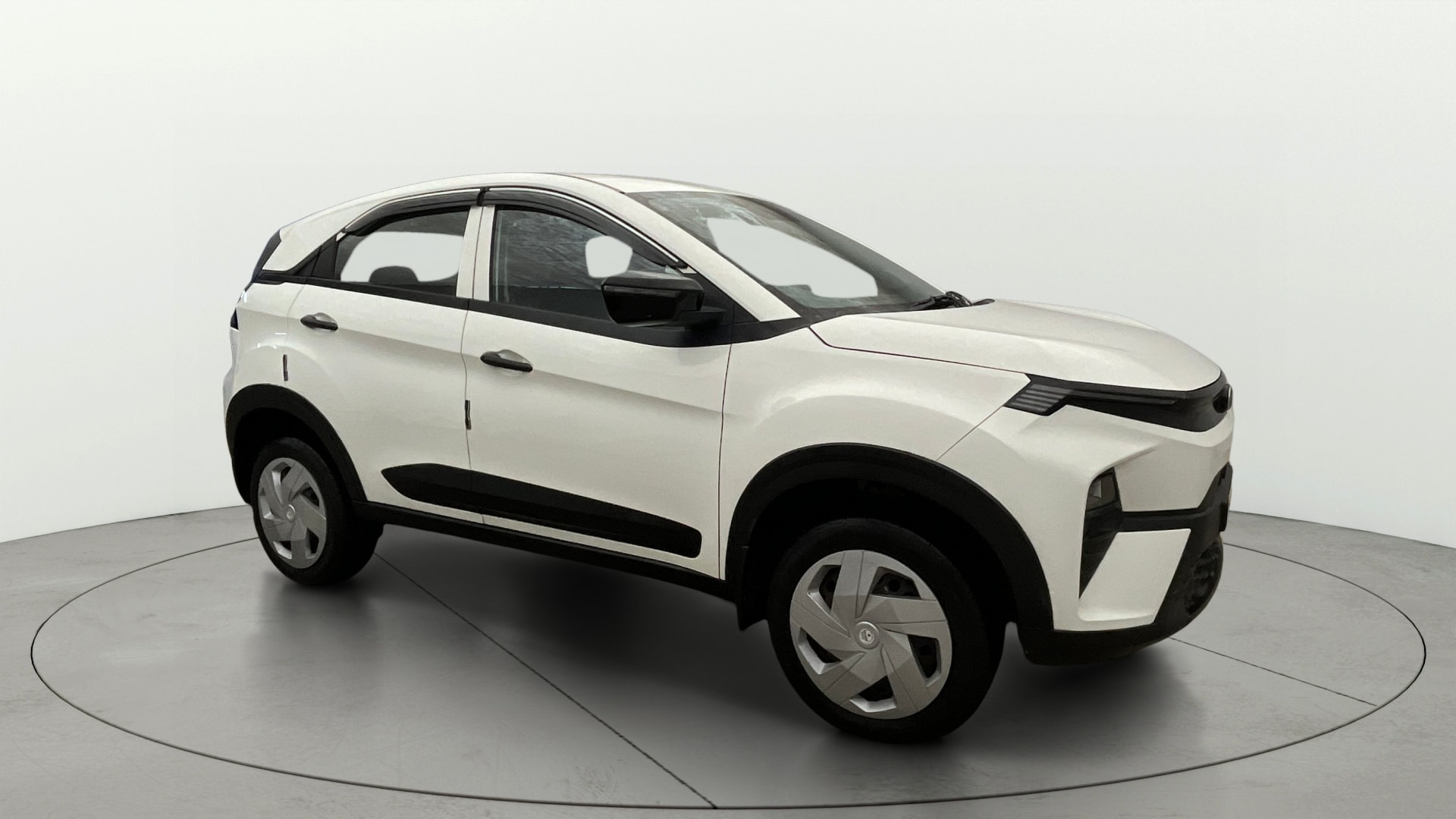 View 2024 Tata Nexon Revotron XE Image 21 Used 2024 Tata Nexon Revotron XE Image 21