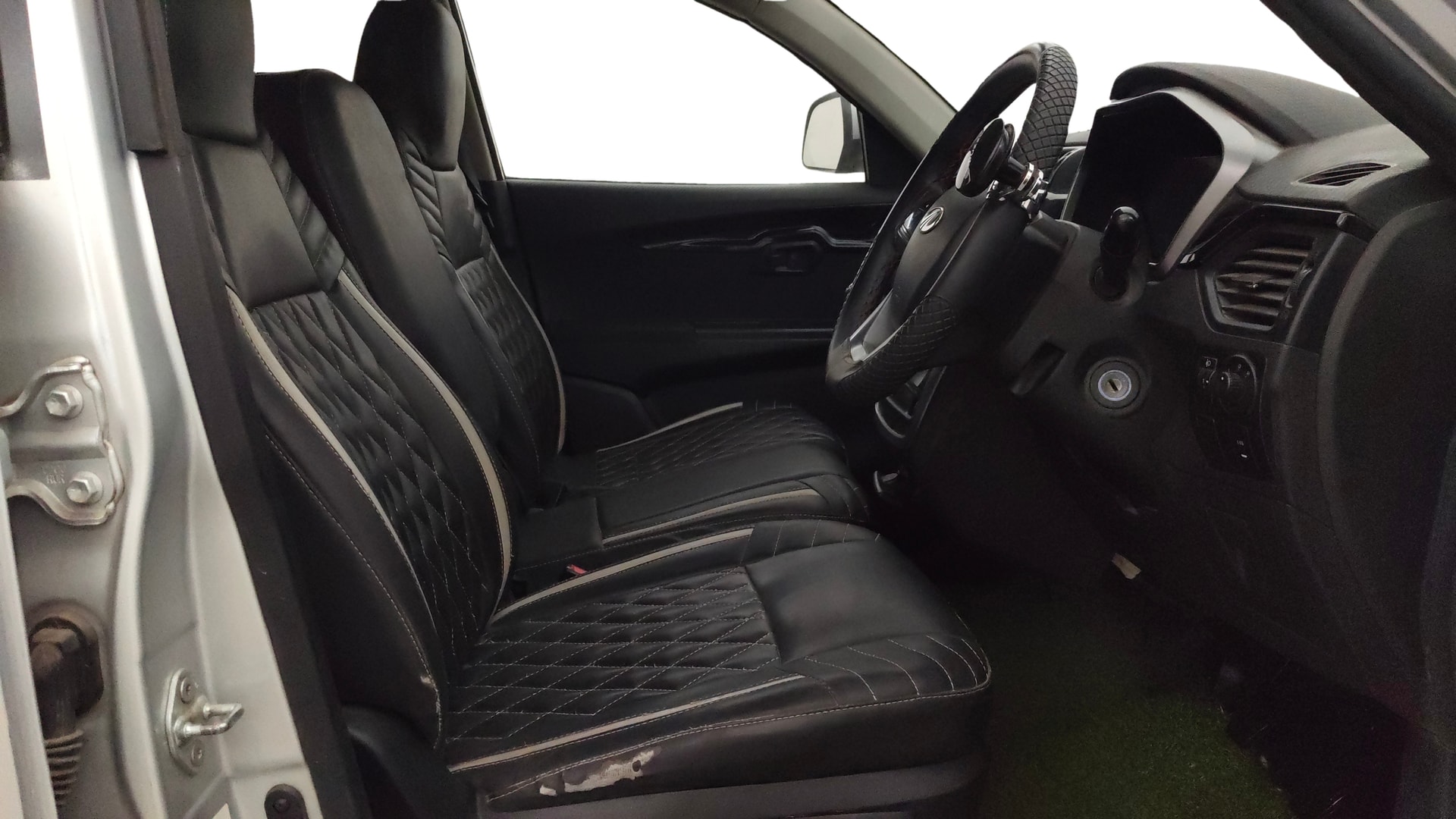 Used 2017 Mahindra KUV100 Used 2017 Mahindra KUV100