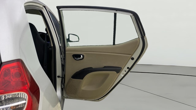 View Hyundai i10 Image 7 Used Hyundai i10 Image 7