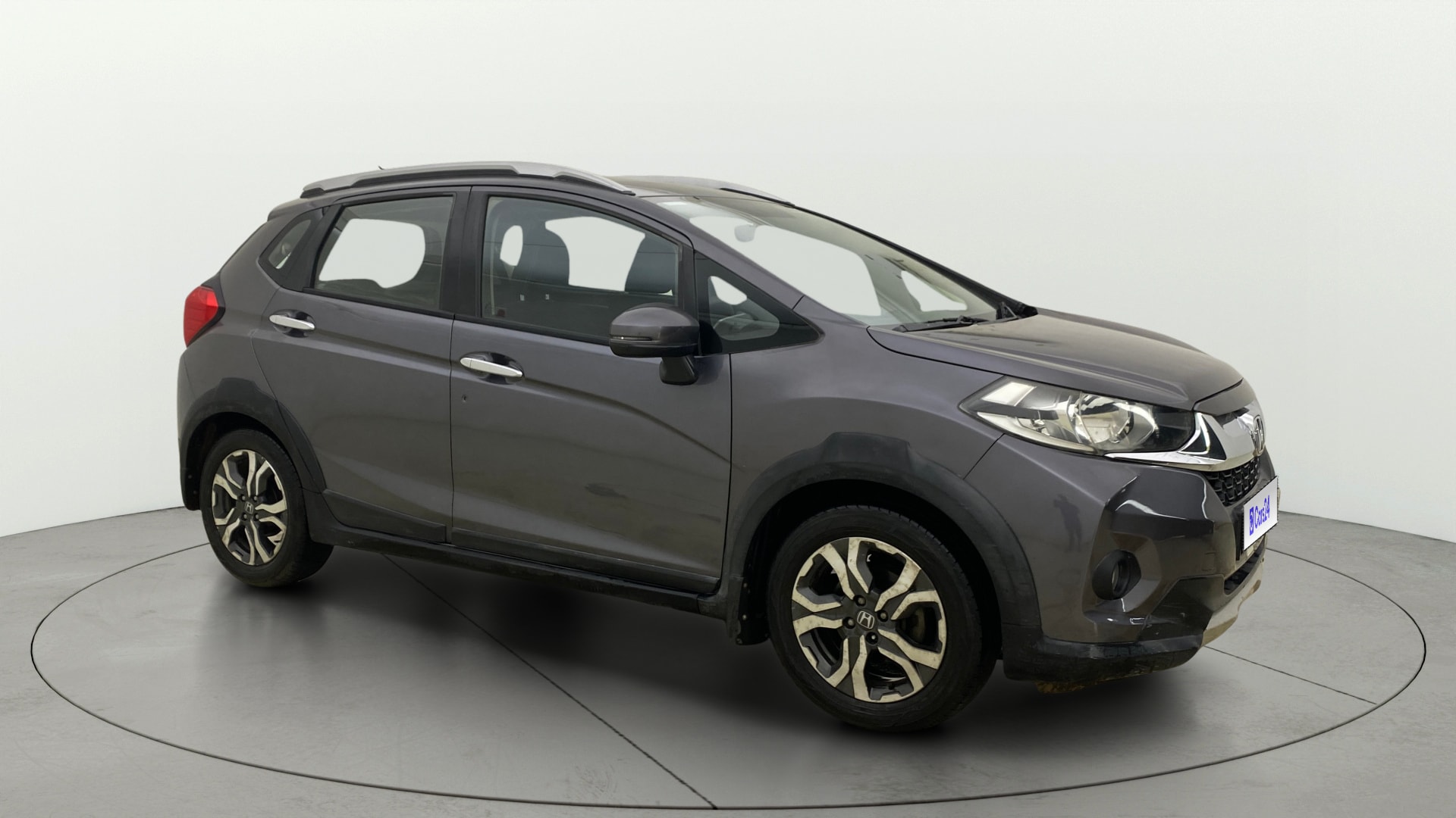 View 2018 Honda WR-V S MT Diesel Edge Edition Image 13 Used 2018 Honda WR-V S MT Diesel Edge Edition Image 13