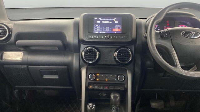 View Mahindra Thar Image 17 Used Mahindra Thar Image 17