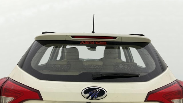 View Mahindra XUV300 Image 4 Used Mahindra XUV300 Image 4