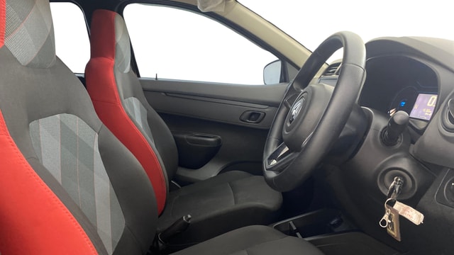 View Renault Kwid Image 26 Used Renault Kwid Image 26