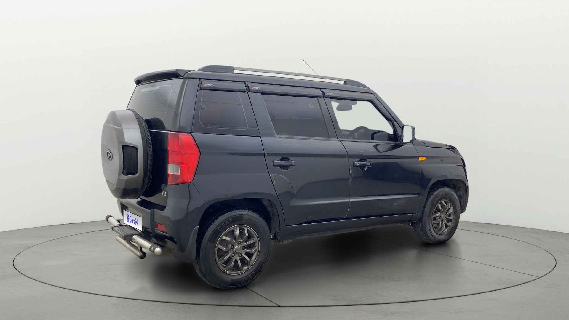 View 2017 Mahindra TUV300 T10 100HP Image 42 Used 2017 Mahindra TUV300 T10 100HP Image 42