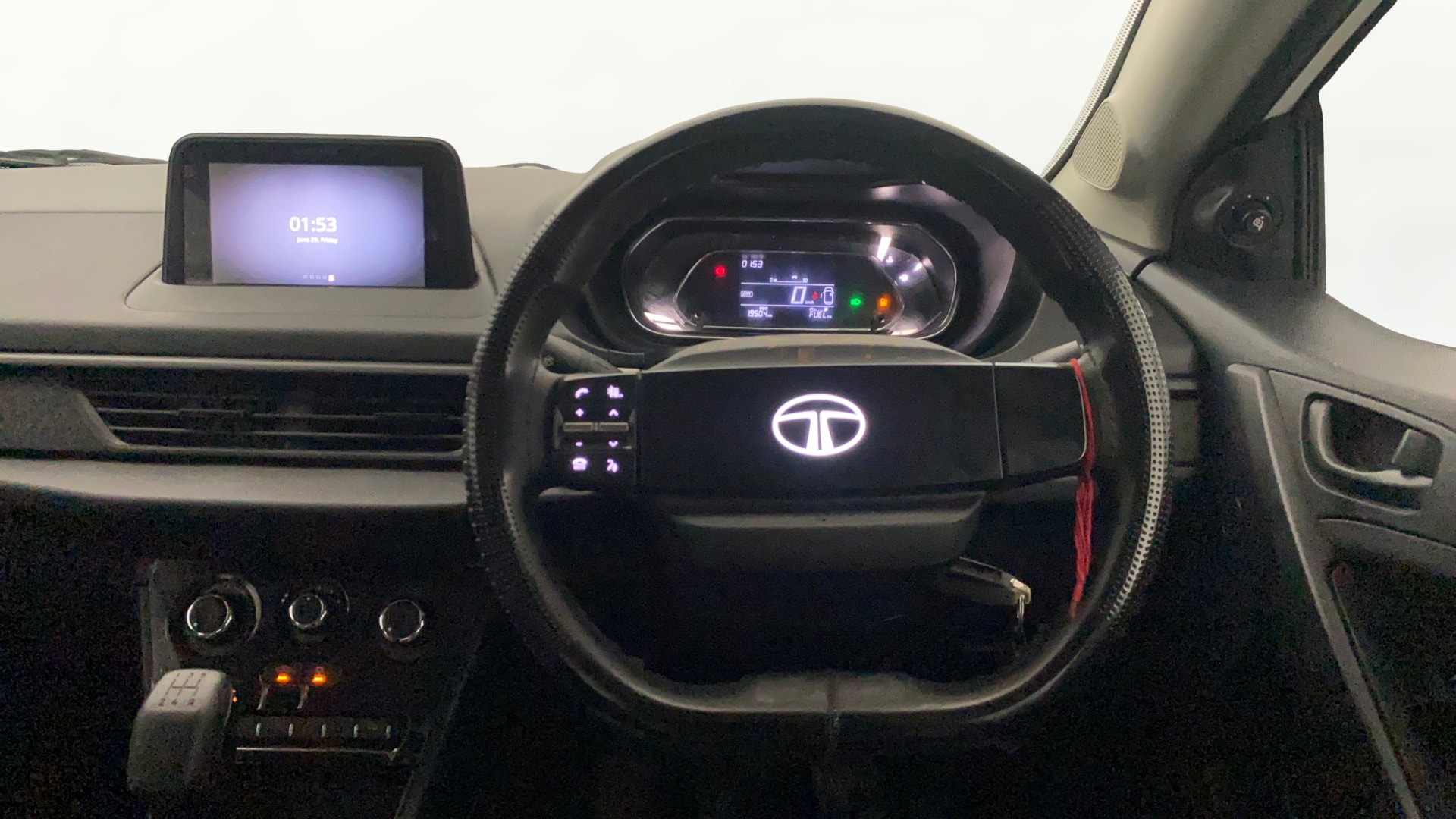 View 2024 Tata Nexon Revotron XE Image 14 Used 2024 Tata Nexon Revotron XE Image 14