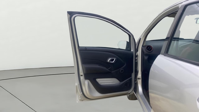 View Datsun Redi GO Image 30 Used Datsun Redi GO Image 30