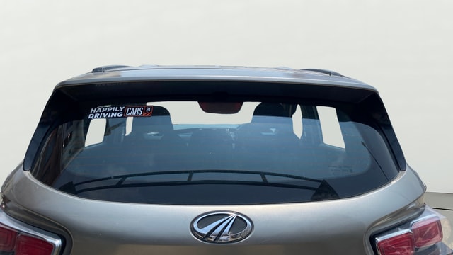 View Mahindra KUV100 Image 4 Used Mahindra KUV100 Image 4