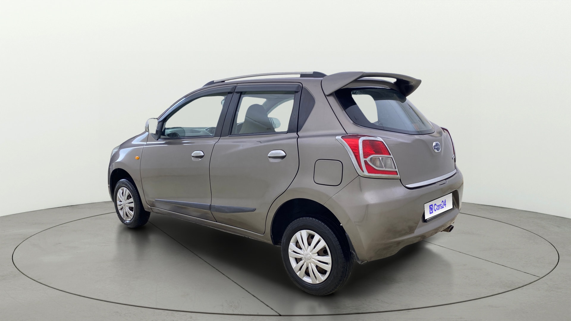 View 2017 Datsun Go T Image 2 Used 2017 Datsun Go T Image 2