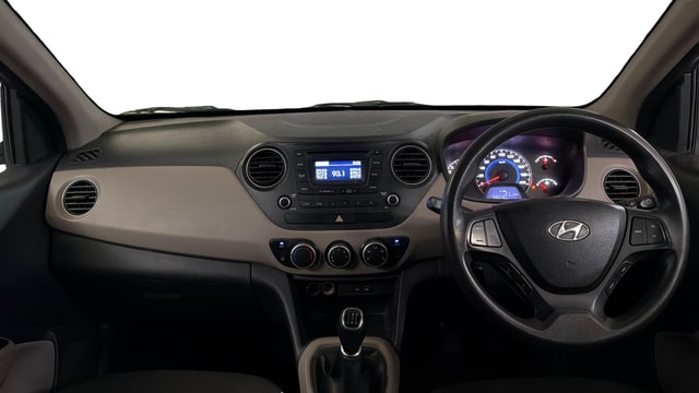 View Hyundai Grand i10 Image 15 Used Hyundai Grand i10 Image 15