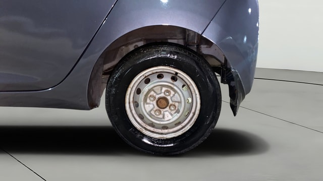 View Hyundai EON Image 11 Used Hyundai EON Image 11