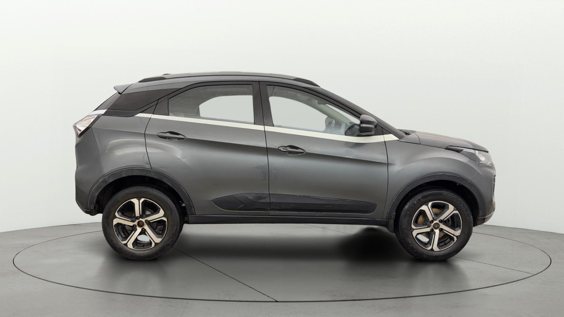 View 2022 Tata Nexon Revotron XE Image 28 Used 2022 Tata Nexon Revotron XE Image 28