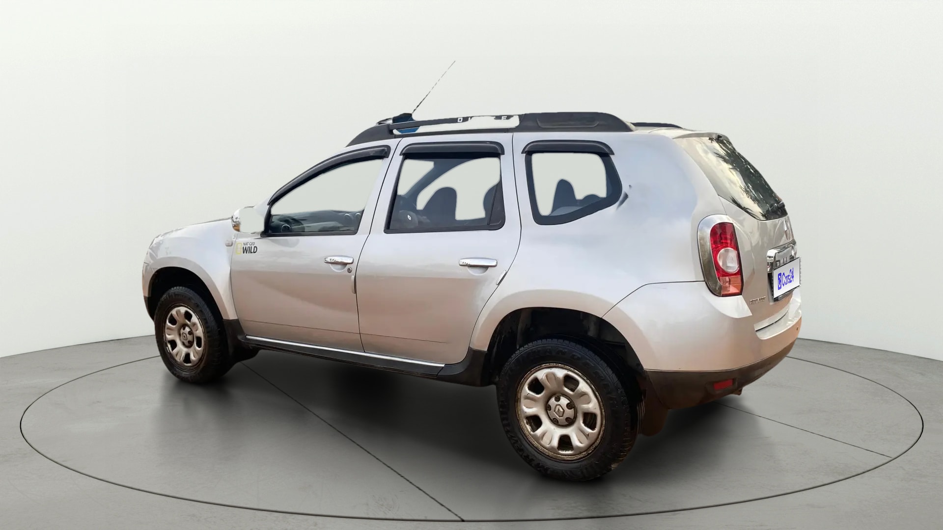 View 2015 Renault Duster Petrol RXL Image 2 Used 2015 Renault Duster Petrol RXL Image 2