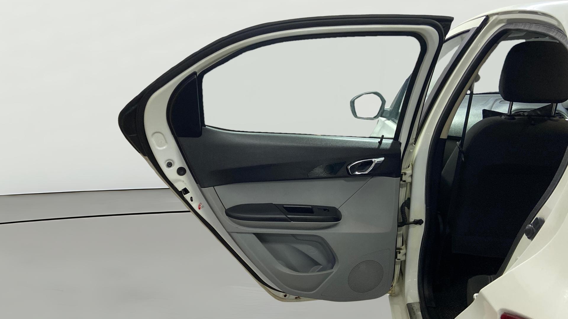 View 2020 Tata Tiago Revotorq XB Image 22 Used 2020 Tata Tiago Revotorq XB Image 22
