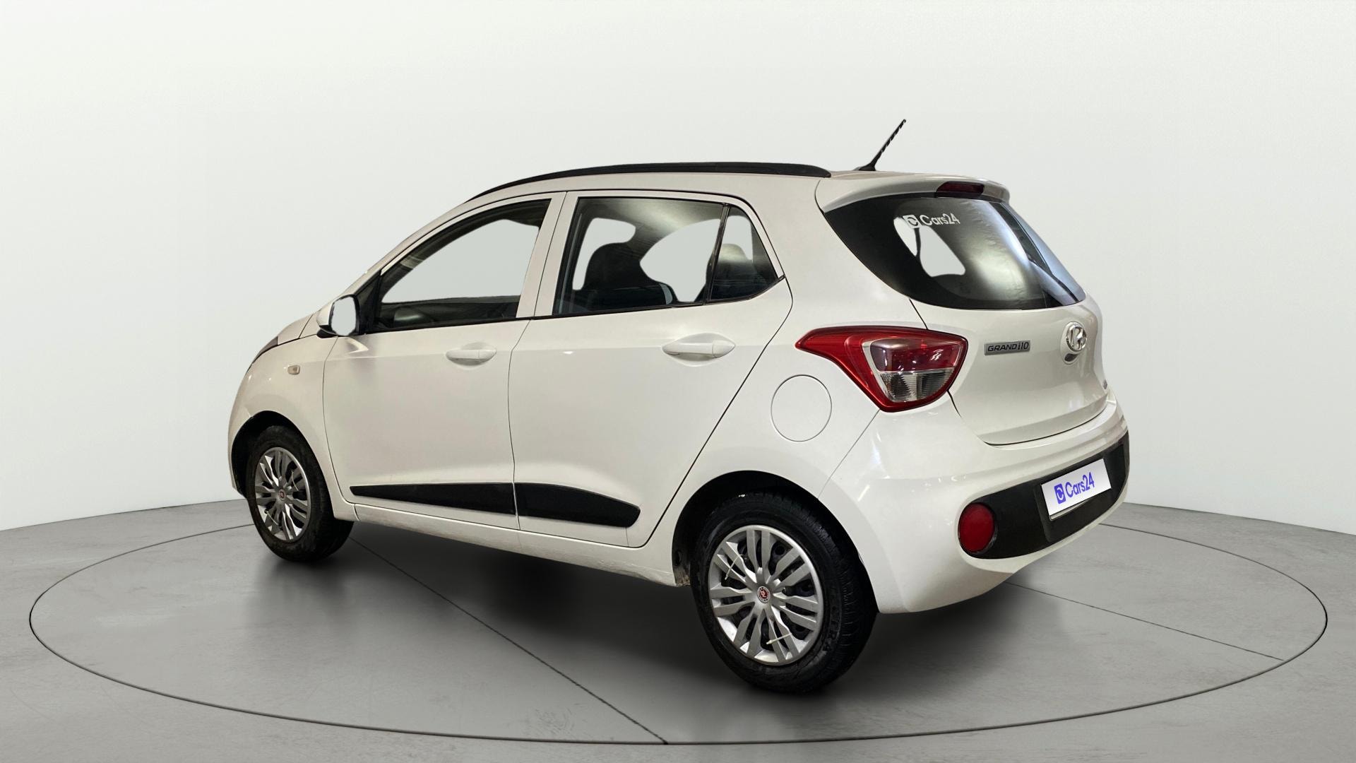 View 2019 Hyundai Grand i10 Magna 1.2 Kappa VTVT Image 2 Used 2019 Hyundai Grand i10 Magna 1.2 Kappa VTVT Image 2
