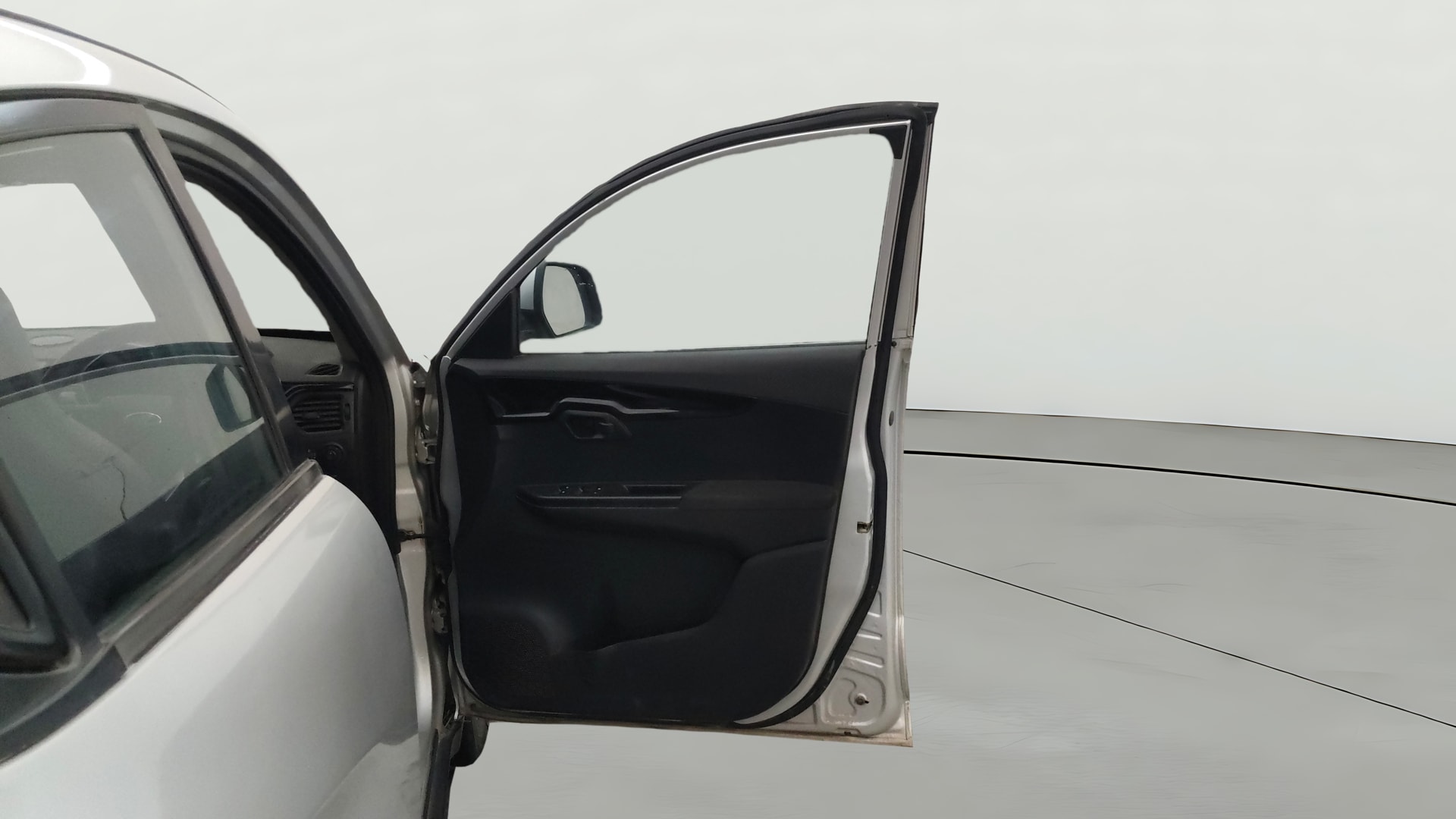 Used 2017 Mahindra KUV100 Used 2017 Mahindra KUV100