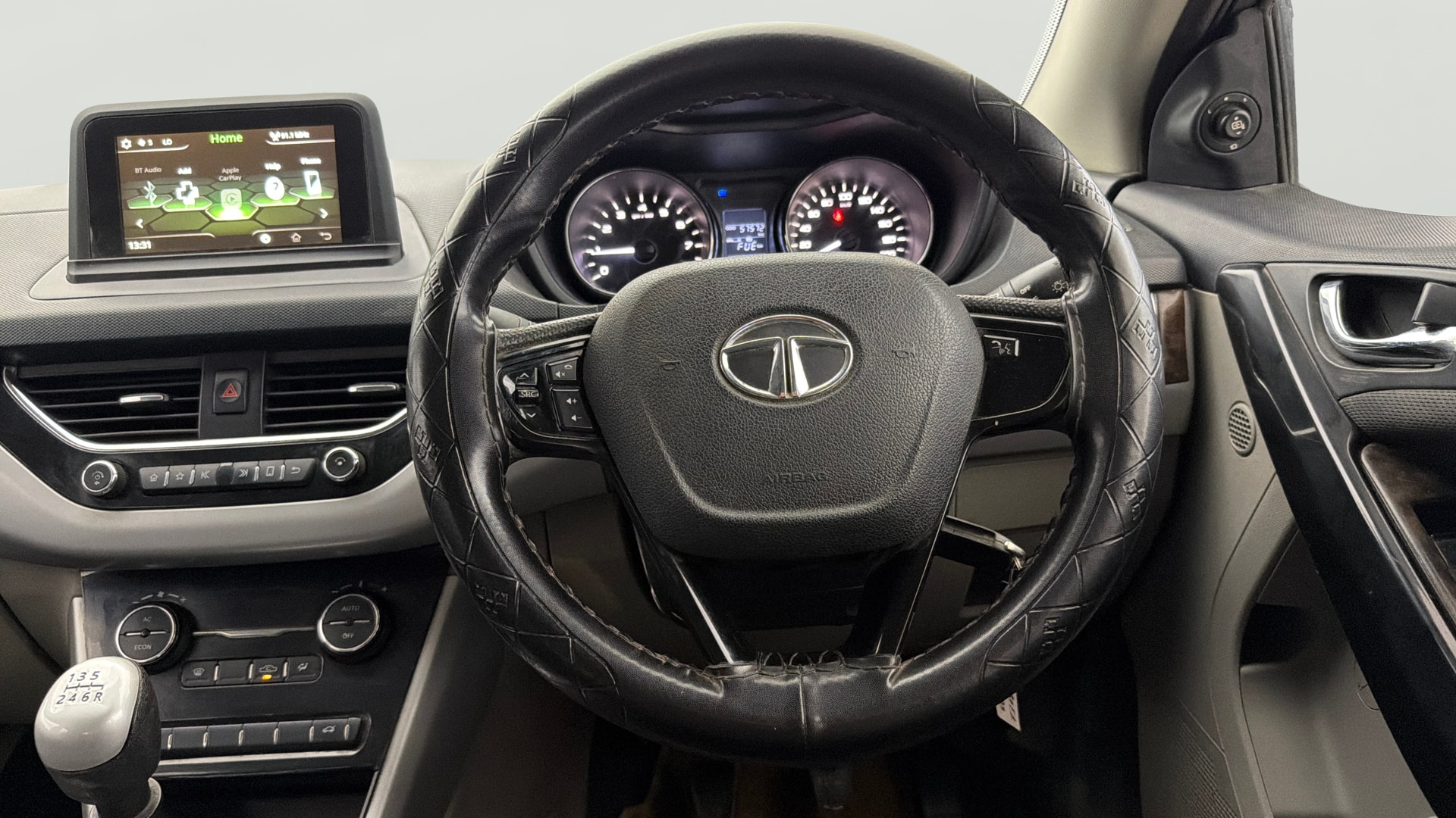View 2019 Tata Nexon Revotron XZ Image 20 Used 2019 Tata Nexon Revotron XZ Image 20