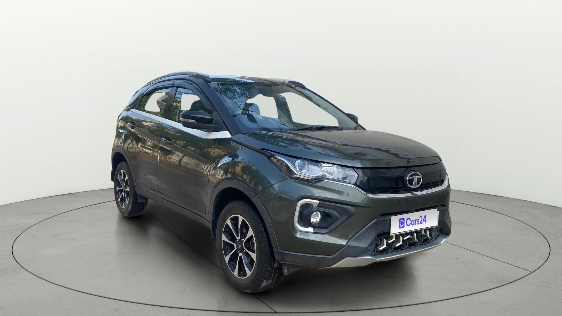 View 2022 Tata Nexon Revotron XE Image 21 Used 2022 Tata Nexon Revotron XE Image 21