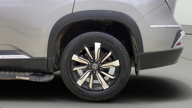 View MG Hector Plus Image 11 Used MG Hector Plus Image 11