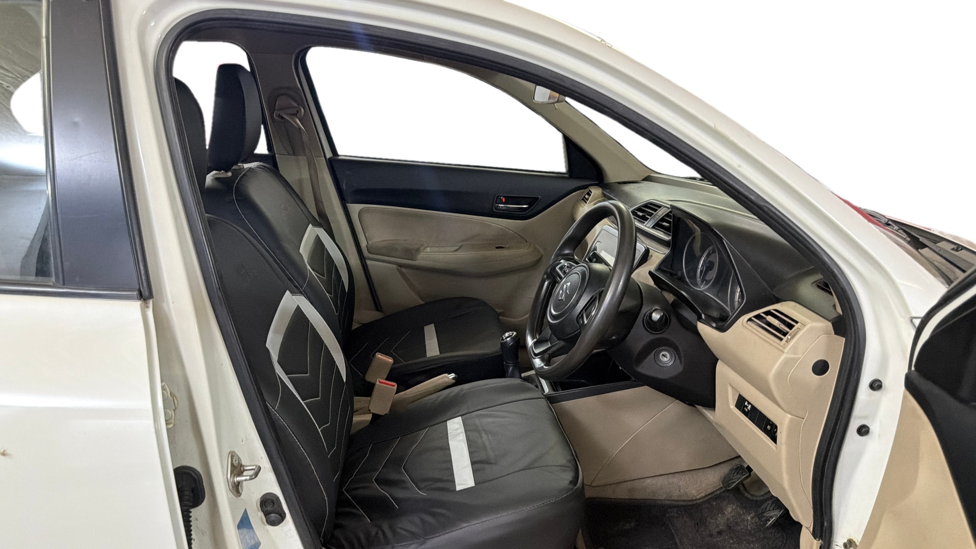 View 2022 Maruti Suzuki 1000 Base Variant Image 25 Used 2022 Maruti Suzuki 1000 Base Variant Image 25