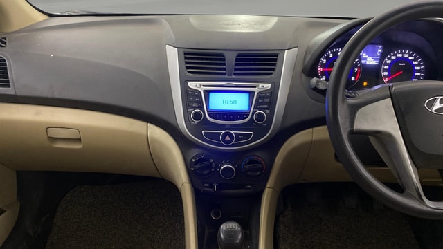 View Hyundai Fluidic Verna Image 17 Used Hyundai Fluidic Verna Image 17