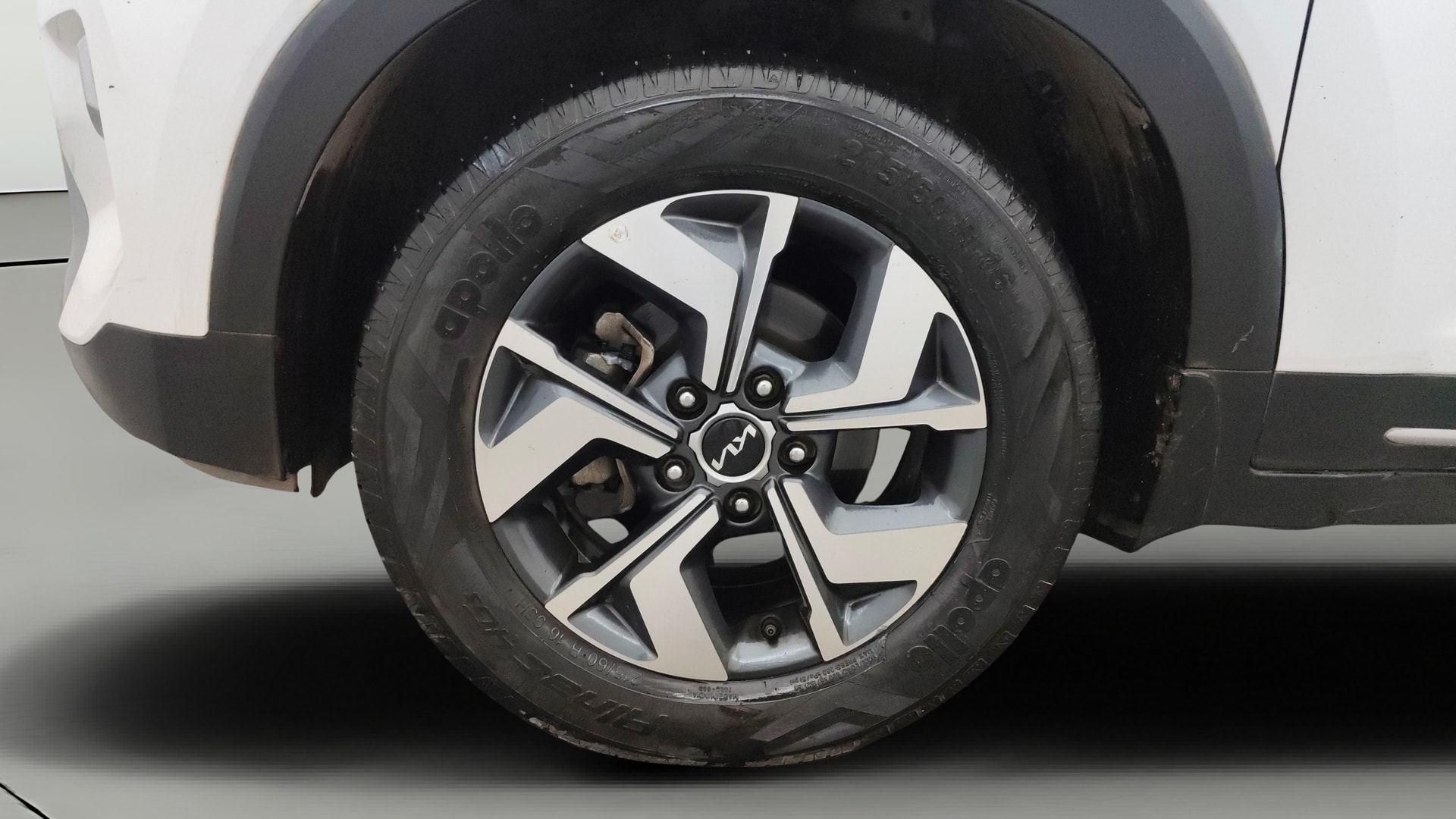 View 2023 Kia Sonet HTX DCT Petrol Image 35 Used 2023 Kia Sonet HTX DCT Petrol Image 35