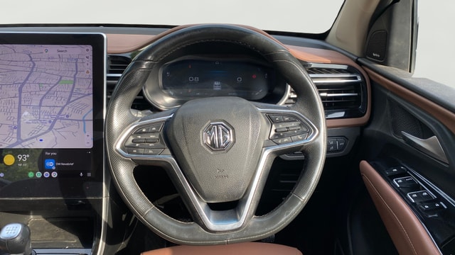 View MG Hector Plus Image 14 Used MG Hector Plus Image 14