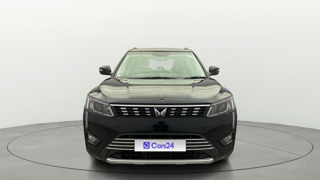View Mahindra XUV300 Image 1 Used Mahindra XUV300 Image 1