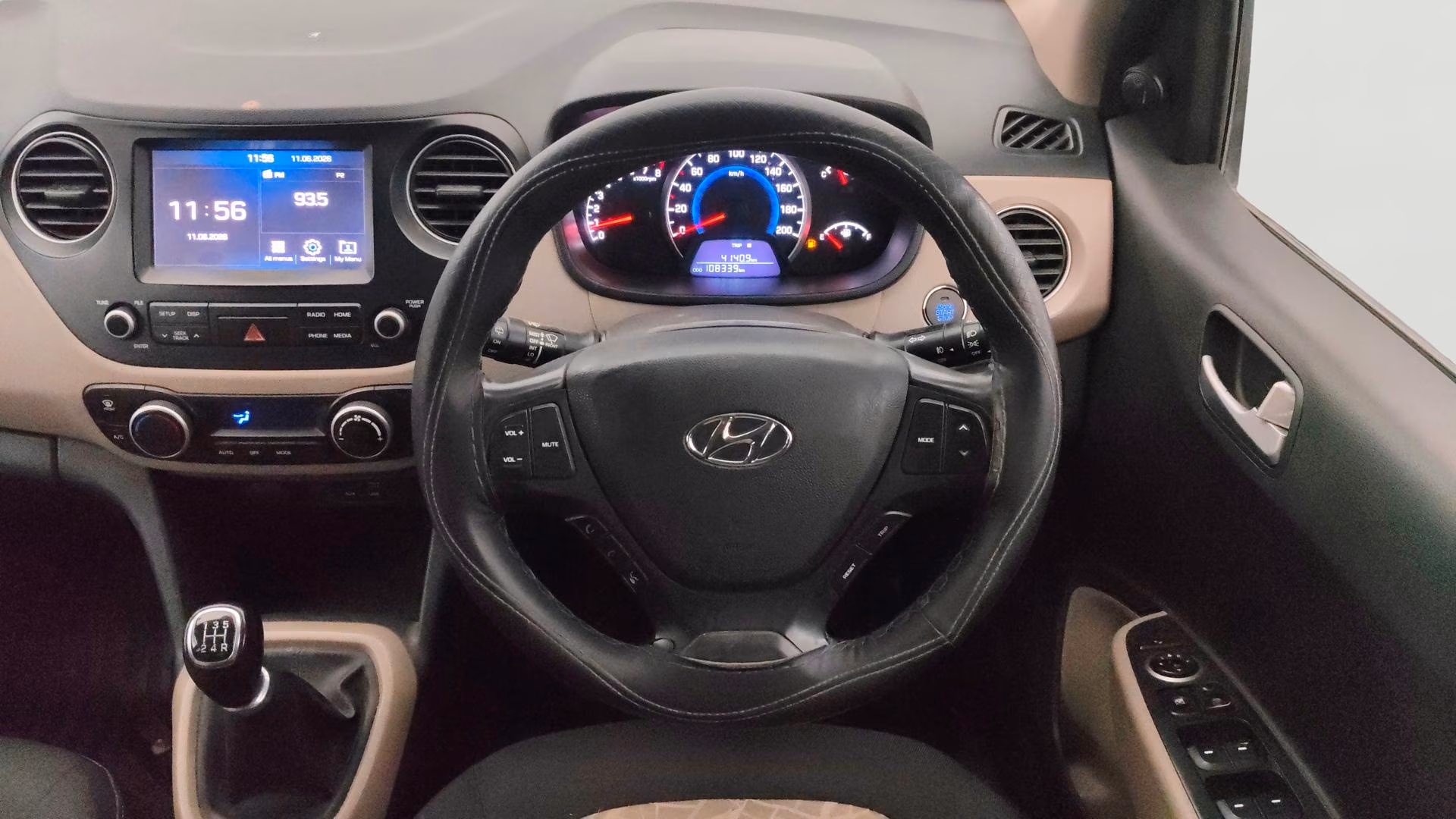 View 2017 Hyundai Grand i10 1.2 Asta Petrol Image 20 Used 2017 Hyundai Grand i10 1.2 Asta Petrol Image 20