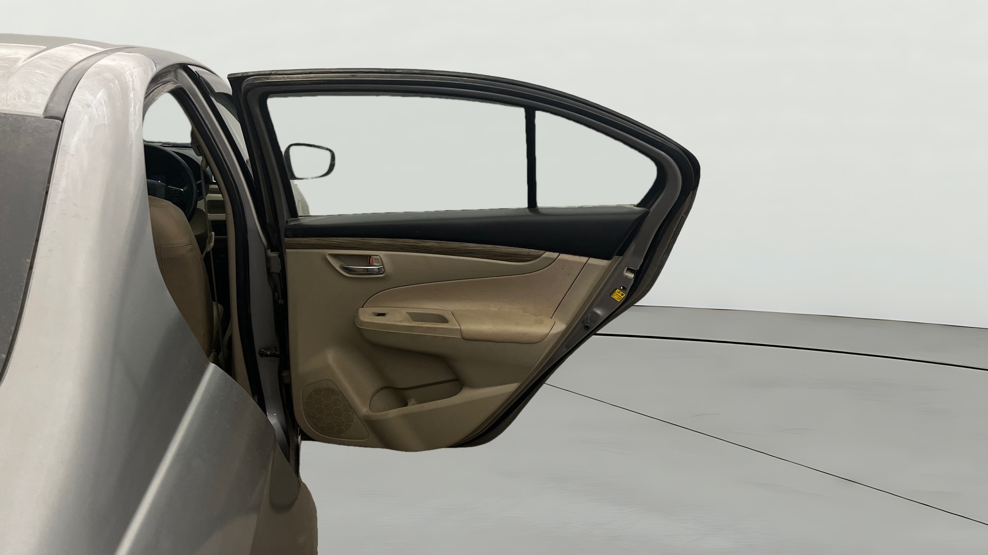 View 2019 Maruti Suzuki 1000 Base Variant Image 6 Used 2019 Maruti Suzuki 1000 Base Variant Image 6