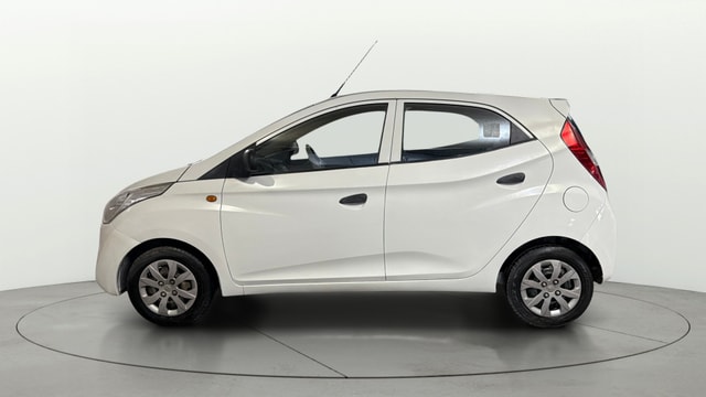 View Hyundai EON Image 5 Used Hyundai EON Image 5