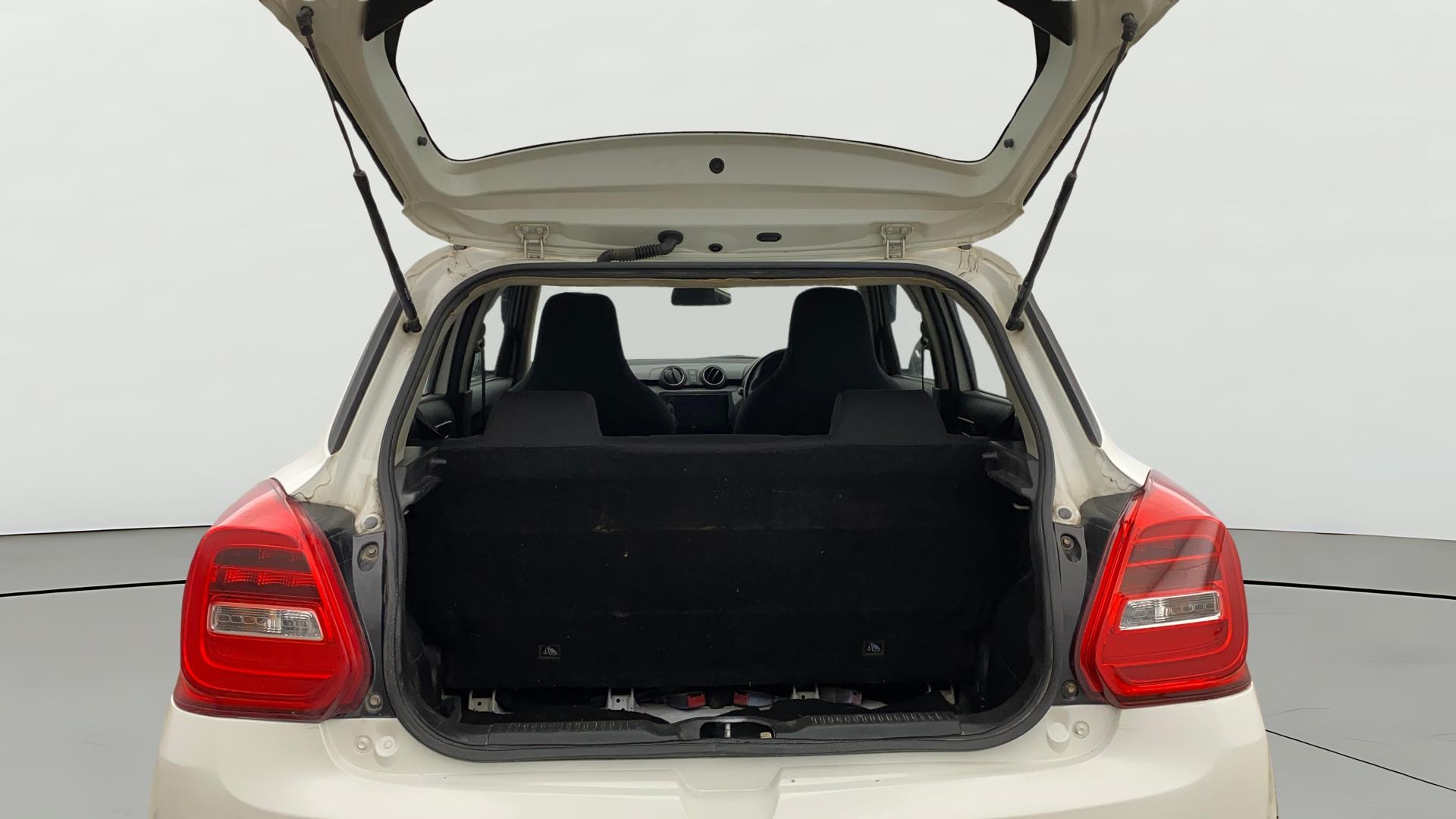 View 2019 Maruti Suzuki 1000 Base Variant Image 36 Used 2019 Maruti Suzuki 1000 Base Variant Image 36